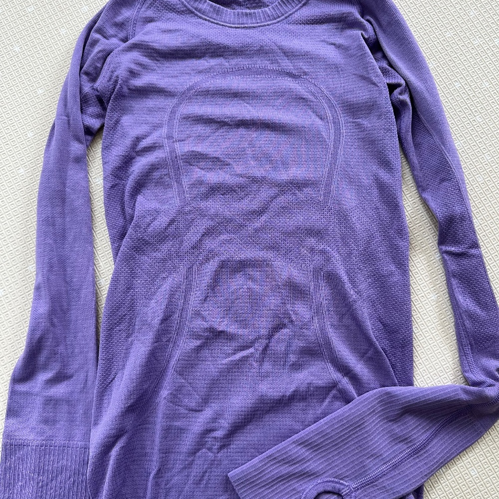 Lulu Lemon Swiftly Tech Long Sleeve Shirt
